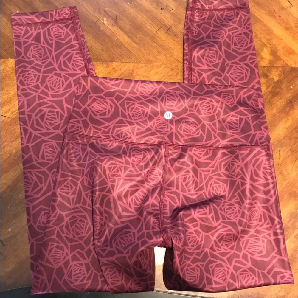 🔥CLOSET CLEAR OUT🔥 Lululemon posey leggings